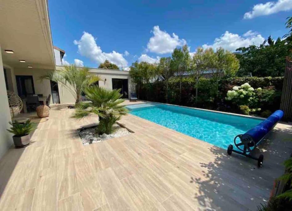 Maison D Architecte Bruges/Piscine Chauffee/Tram D Extérieur photo